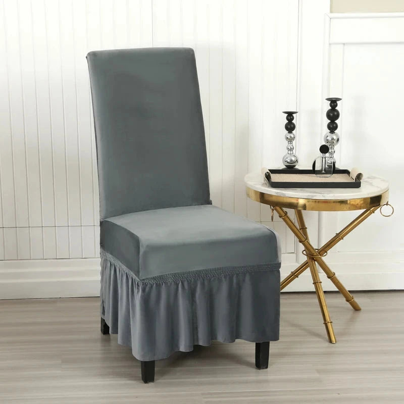 Housse de chaise avec jupe velours gris